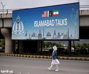 وصول نائب الرئيس الأمريكي إلى إسلام آباد تمهيدًا لانطلاق محادثات واشنطن وطهران