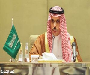 وزير الخارجية يبحث مع نظيره الإيراني مستجدات مفاوضات السلام