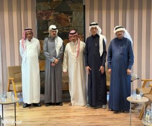 أمسية فنية في فنون أبها  احتفاءً باليوم العالمي للفن