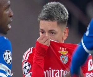 فيفا يعتمد تعديلًا جديدًا يجيز طرد اللاعبين عند تغطية الفم في المشادات