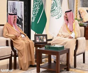 سمو محافظ الطائف يكرم تعليم الطائف  نظير جهودها في حملة خلك واعي