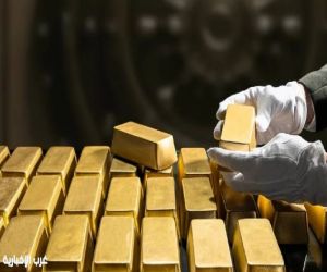 الذهب يرتفع بعد هبوط حاد مدفوع بتراجع الدولار وتذبذب الأسواق العالمية