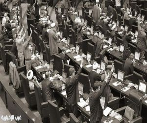 حرب الأجنحة خرجت إلى العلن... والنظام الإيراني يقترب من مأزق النهاية»