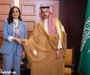 سمو وزير الخارجية يلتقي وزيرة خارجية كندا