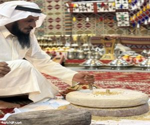 «الرحى.. أداة الأجداد التي حوّلت حبات القمح والسمح إلى غذاءٍ يروي حكاية الكفاح "