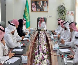 الغامدي يكرم الطلبة الحاصلين على جوائز متقدمة  ويتابع مسار جائزة محافظ الطائف للتميز