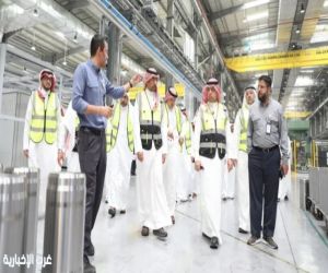وزير الصناعة والثروة المعدنية يتفقّد عددًا من المصانع العسكرية بالخرج