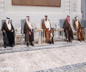 أمير الشرقية ينقل تعازي القيادة لأمير قطر في وفاة الشيخ حمد بن خليفة آل ثاني