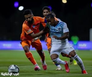 الهلال يواصل انطلاقته القوية بثلاثية نظيفة أمام الفيحاء