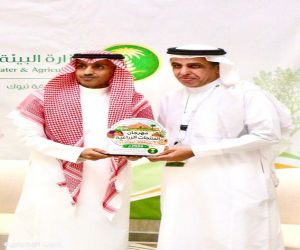 تكريم الإعلامي عبدالله سعد العنزي تقديرًا لجهوده الإعلامية