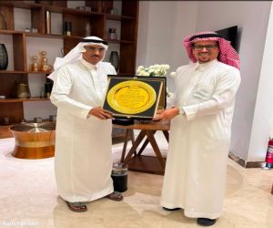 المنصة السعودية تكرِّم عبدالرحمن الضلعان تقديرًا لجهوده المميزة وإسهاماته الفاعلة