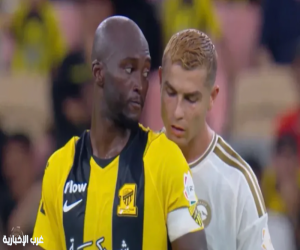 اتحاد جُدة يُسقط النصر بهدفين.. ورونالدو يثير الجدل بـ«ورقة التعليمات»