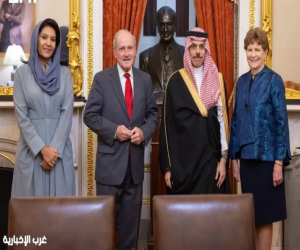 وزير الخارجية  يناقش أمن المنطقة مع القيادة الاستراتيجية بـ «الشيوخ الأمريكي»