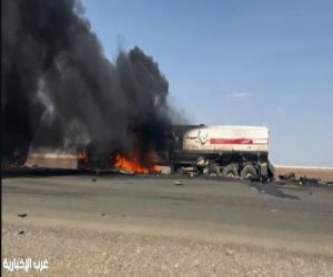 مصرع شخصين إثر تصادم ناقلتين واشتعال النيران على طريق حضن الرابط بين تربة والطائف