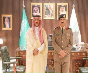 محافظ طبرجل يقلّد مدير الدفاع المدني رتبته الجديدة