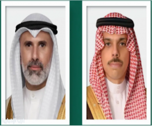 وزير الخارجية ونظيره الكويتي يدينان (هاتفيًا) استمرار هجمات ميليشيا الحوثي الإرهابية على المناطق المدنية بالمملكة