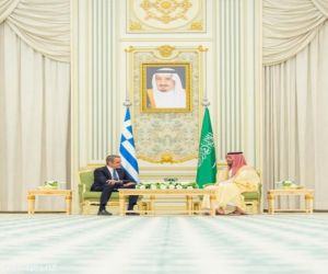 السعودية واليونان تؤكدان تعزيز الشراكة الاستراتيجية وتوسيع التعاون في الطاقة والاستثمار والتقنية