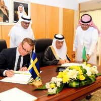 وزير المالية يلتقي بوزير المشاريع والابتكار السويدي