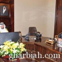  أمير منطقة مكة المكرمة يناقش عدداً من مشاريع أمانة محافظة جدة