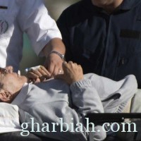 مصر: إصابة مبارك بكسر في القدم إثر سقوطه بمستشفى المعادي