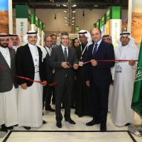 افتتاح جناح المملكة في معرض سوق السفر العالمي بلندن