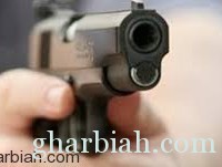 المدينة : مواطن يقتل طليقته رميا بالرصاص ويصيب ابنه وابنته