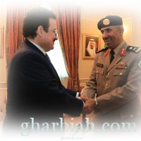  الأمير محمد بن نواف يقلد اللواء صالح القرزعي رتبته الجديدة