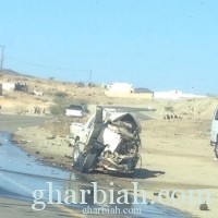 حادث تصادم مروري مروع ادى الى وفاة واصابتان خطيرة