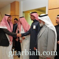 الأمير سلطان بن سلمان يرأس اجتماعاً مع موظفي هيئة السياحة