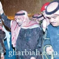 أمير منطقة القصيم :مواصلاً جولتة التفقدية تحت زخات المطر