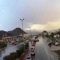 أمطار متوسطة الى خفيفة على محافظة محايل