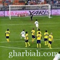 شاهد بالفيديو.. أهلي جدة يتأخر أمام النصر 1 - 2 في الشوط الأول .