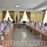 محافظ خيبر يتراس جلسة المجلس المحلي بمحافظة خيبر