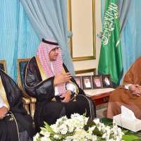 الأمير تركي بن هذلول : يلتقي الرئيس التنفيذي لشركة أسمنت نجران