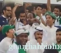 بالفيديو.. جمهور "الاهلي السعودي" يزفون عريساً في المدرجات