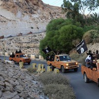 تويوتا‬ ترد على تساؤلات واشنطن بخصوص سياراتها التي بحوزة داعش وتكشف الحقائق