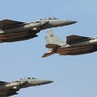 طائرات لتحالف :يشن غارات على صنعاء وعشرات القتلى بتعز