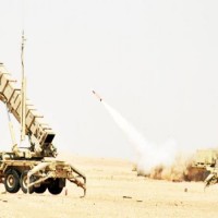 قوات الدفاع الجوي تعترض صاروخًا معاديًا وتدمر منصة الإطلاق داخل الأراضي اليمنية