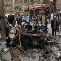 الحكومة اليمنية: تدين الهجوم الإرهابي الذي استهدف المصلين في جامع البليلي بالعاصمة صنعاء