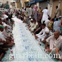 وجبات الإفطار الجماعي تفترش أنحاء جدة وضواحيها في رمضان