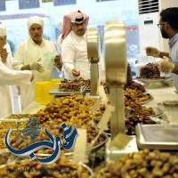 تمر "عجوة" يتصدر مبيعات التمور في جدة خلال رمضان
