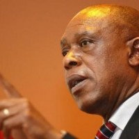 رجل أعمال وسياسي من جنوب افريقيا ينضم لقائمة مرشحي الفيفا