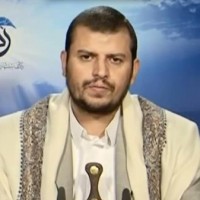 تساقط الشعر والصبغة السوداء يفضحان زعيم الحوثيين