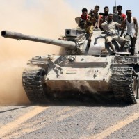 قصف تجمعات الحوثيين بالضالع ومعارك عنيفة بتعز