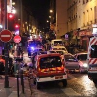 مقتل 60 شخص في باريس بهجمات ارهابية