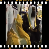 فيديو: الشيخ عادل الكلباني يظهر في جلسة طرب ومزمار