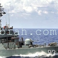 سفن حربية إيرانية تتجه إلى باب المندب