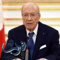 الرئيس التونسي يمدد حالة الطوارئ شهرًا آخر