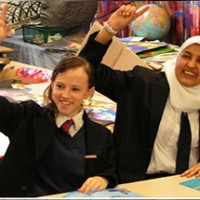 بريطانيا: تعديل مواعيد الامتحانات لتزامنها مع رمضان بالنسبة للطلبة المسلمين