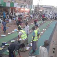 الندوة العالمية تقدم (3750) وجبة إفطار صائم في السودان